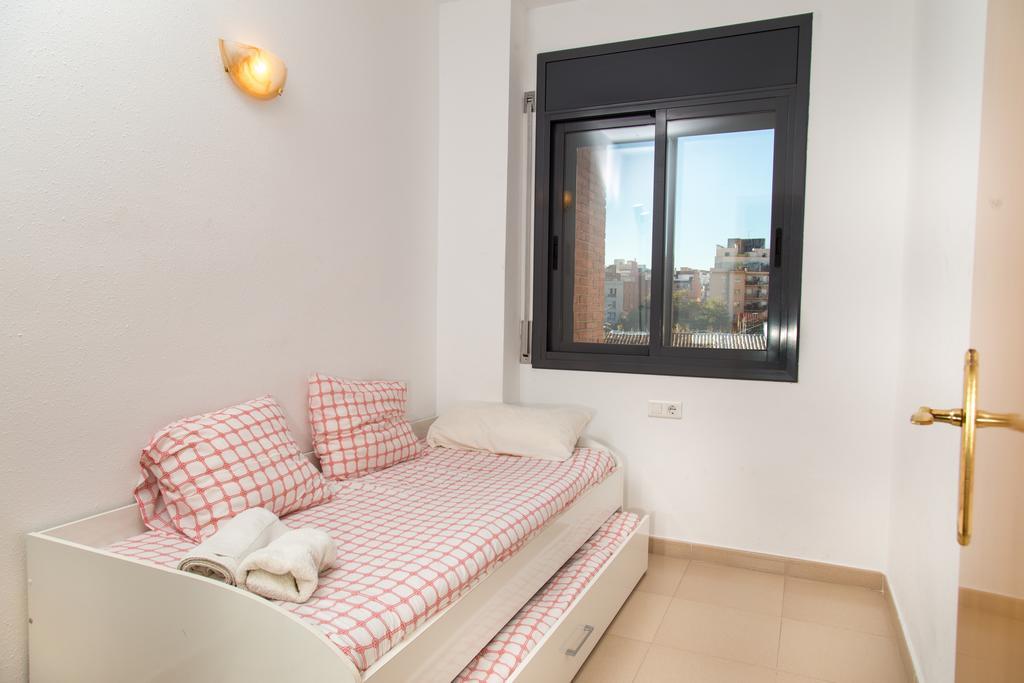 New & Sunny Apartment Barcelona Exterior photo